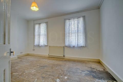 3 bedroom cottage for sale, Verney Street, London, NW10