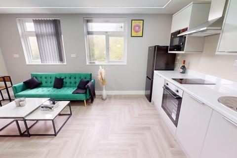 Studio to rent, Park Hill Road, Harborne B17