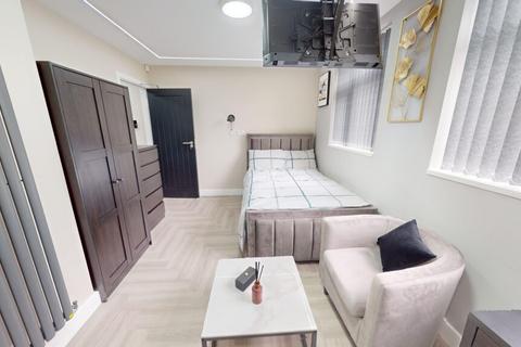 Studio to rent, 166 Park Hill Road, Harborne B17