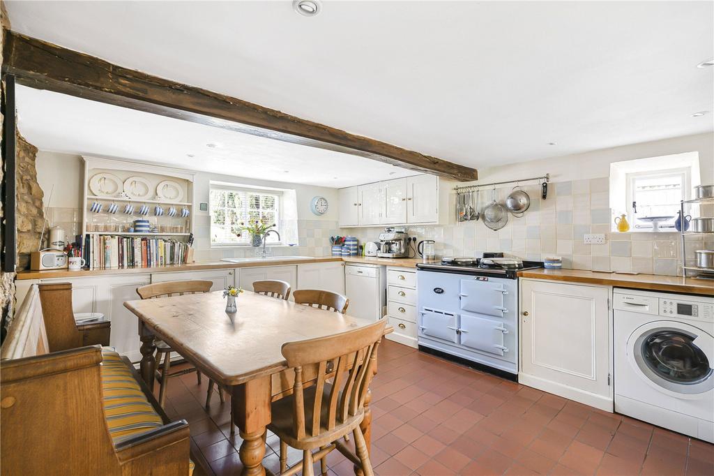 Kitchen/Breakfast