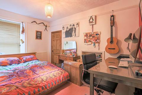 Flat 3, Belle Vue Court, 6 Belle Vue, Ilkley, LS29 8TA