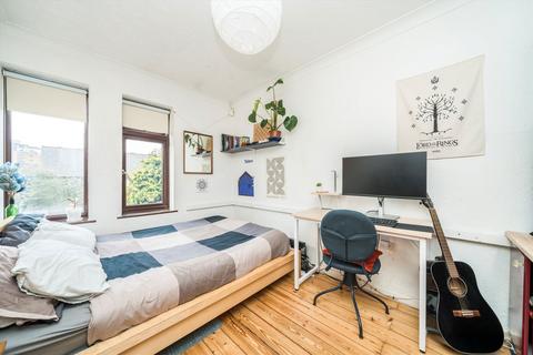 20 Torrington Place, London, E1W 2UY