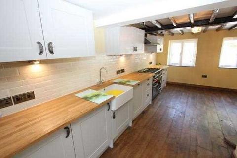 3 bedroom cottage to rent, Village Road, Denham Village