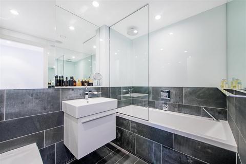 2 bedroom flat for sale, Bramah House, Grosvenor Waterside, 9 Gatliff Road, London, SW1W