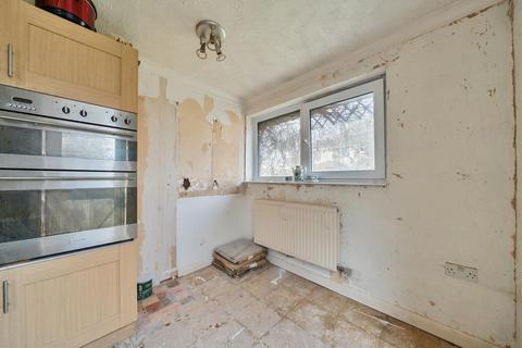 10 Lambert Close, Freshbrook, Swindon, SN5 8NY