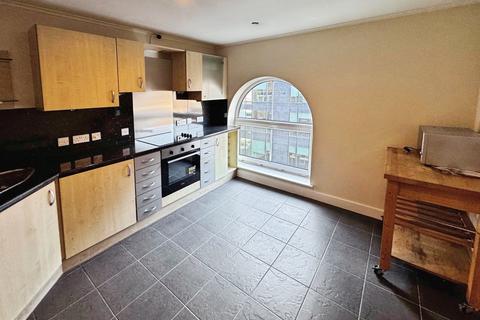 2 bedroom flat to rent, Wellington Street, Leeds, West Yorkshire, LS1