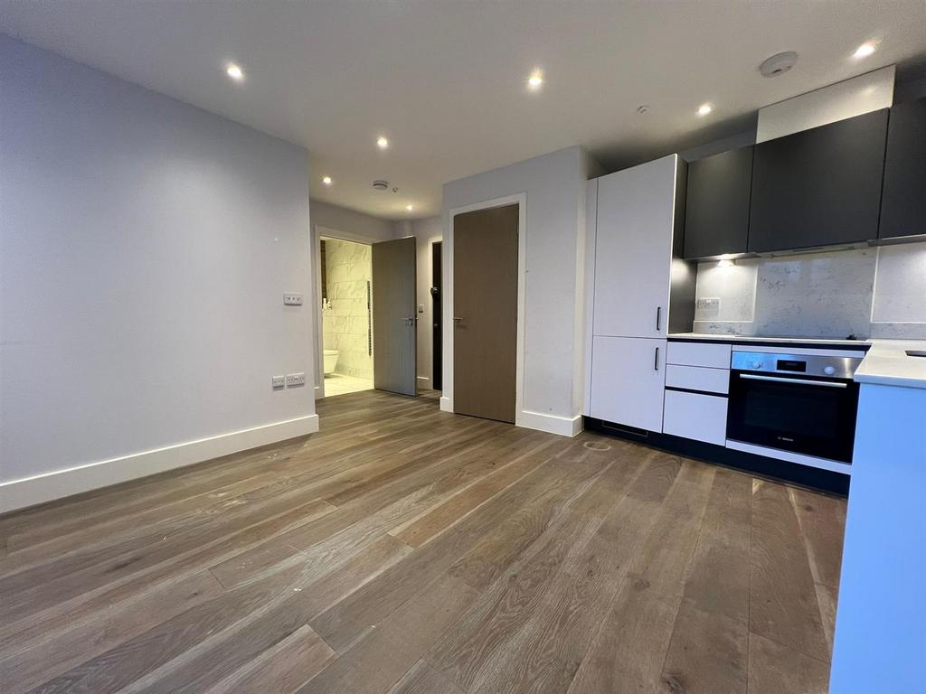 Whats App Image 2025-01-22 at 3.31.07 PM.jpeg