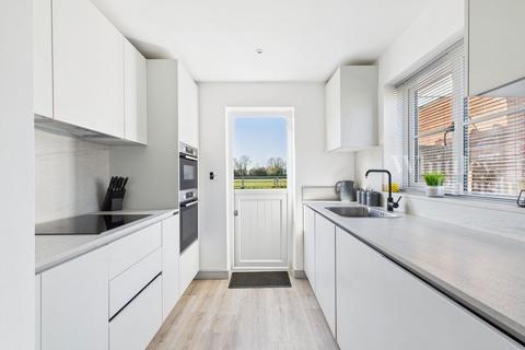 2 bedroom detached bungalow for sale, Norwich Road, Denton, Harleston