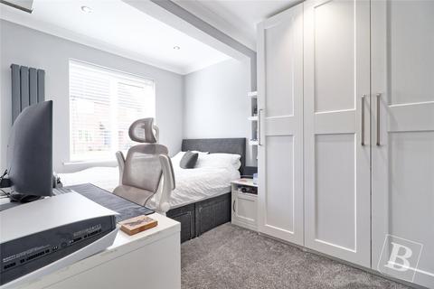 4 Bickerton Point, South Woodham Ferrers, Chelmsford, CM3 5YG