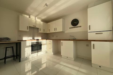 3 bedroom semi-detached house for sale, Benedict Lane, Hebburn, Tyne and Wear, NE31