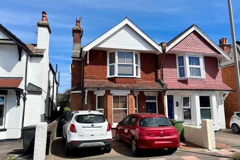 4 bedroom semi-detached house for sale, Cavendish Avenue, Eastbourne