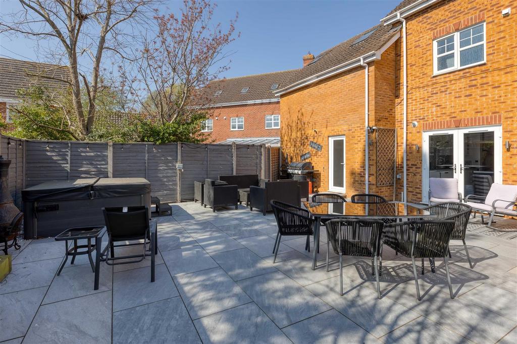 Entertaining Patio