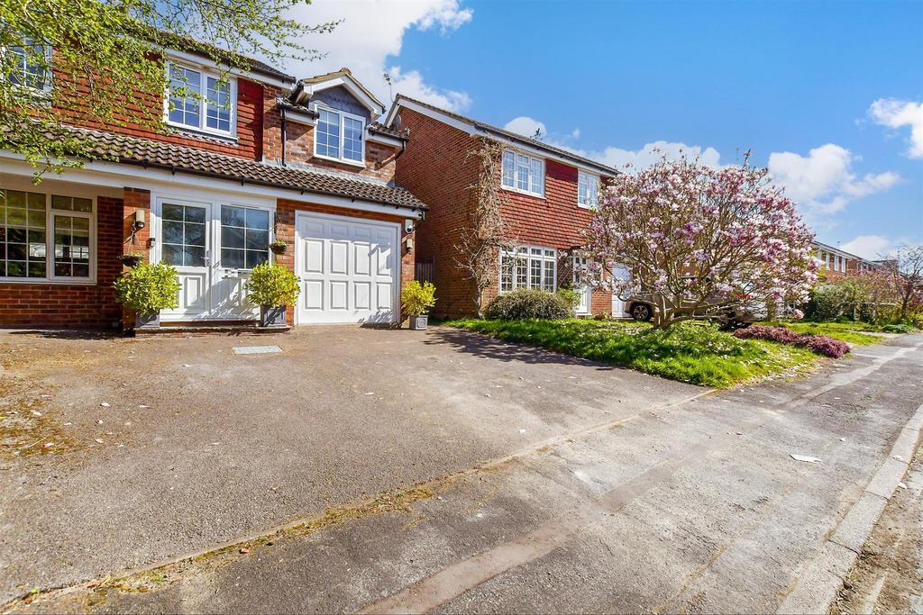 Driveway/Parking