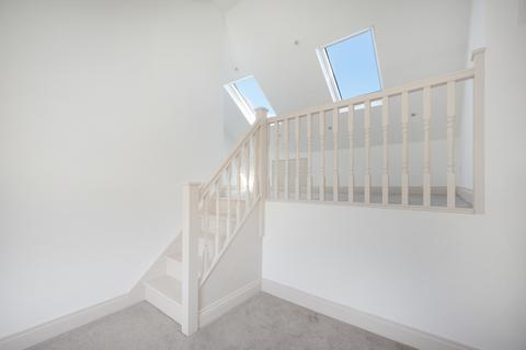 56 Rathcoole Avenue, London, N8 9NA