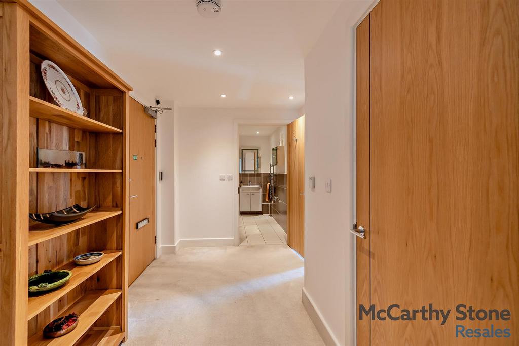 8642674-interior10-800.jpg