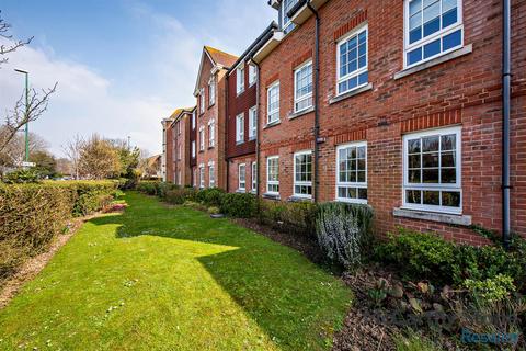 1 bedroom apartment for sale, Claridge House, Church Street, Littlehampton, West Sussex