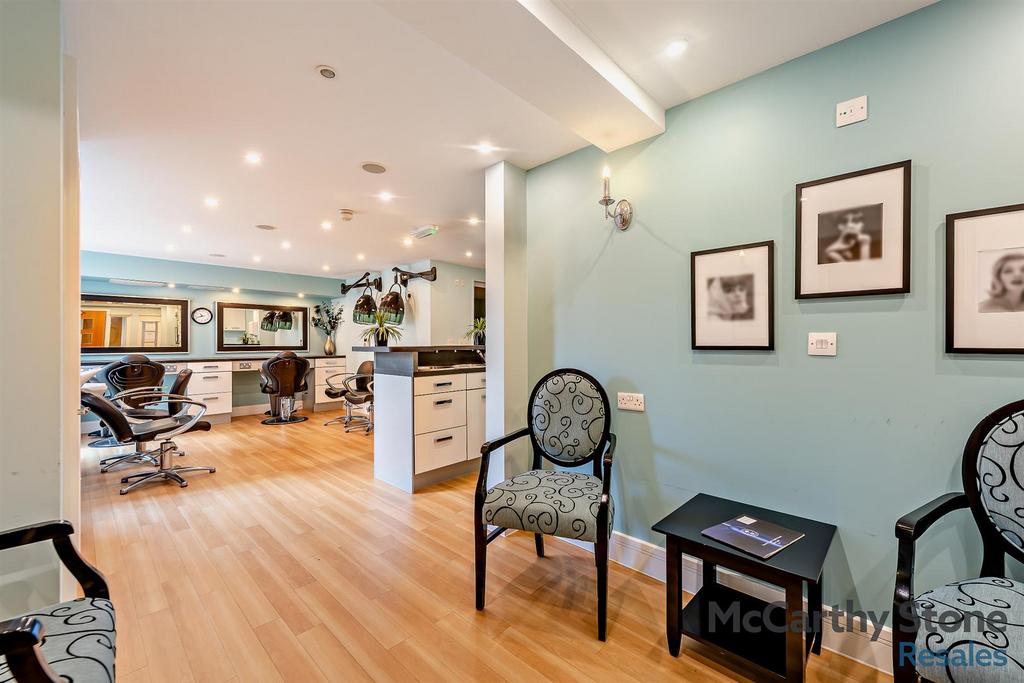 8640223-interior16-800.jpg
