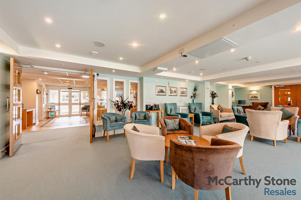 8640223-interior20-800.jpg