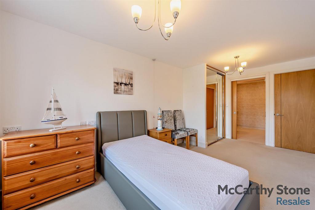 8640223-interior05-800.jpg