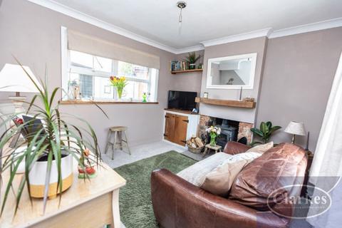 2 bedroom detached house for sale, Parley Road, Bournemouth