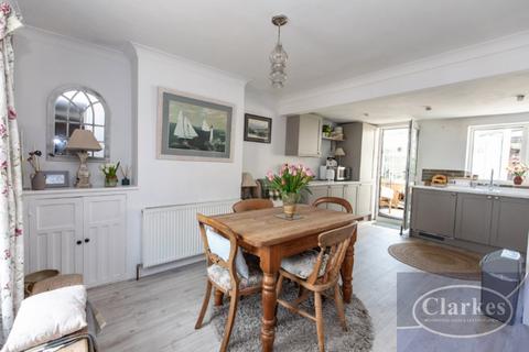 2 bedroom detached house for sale, Parley Road, Bournemouth