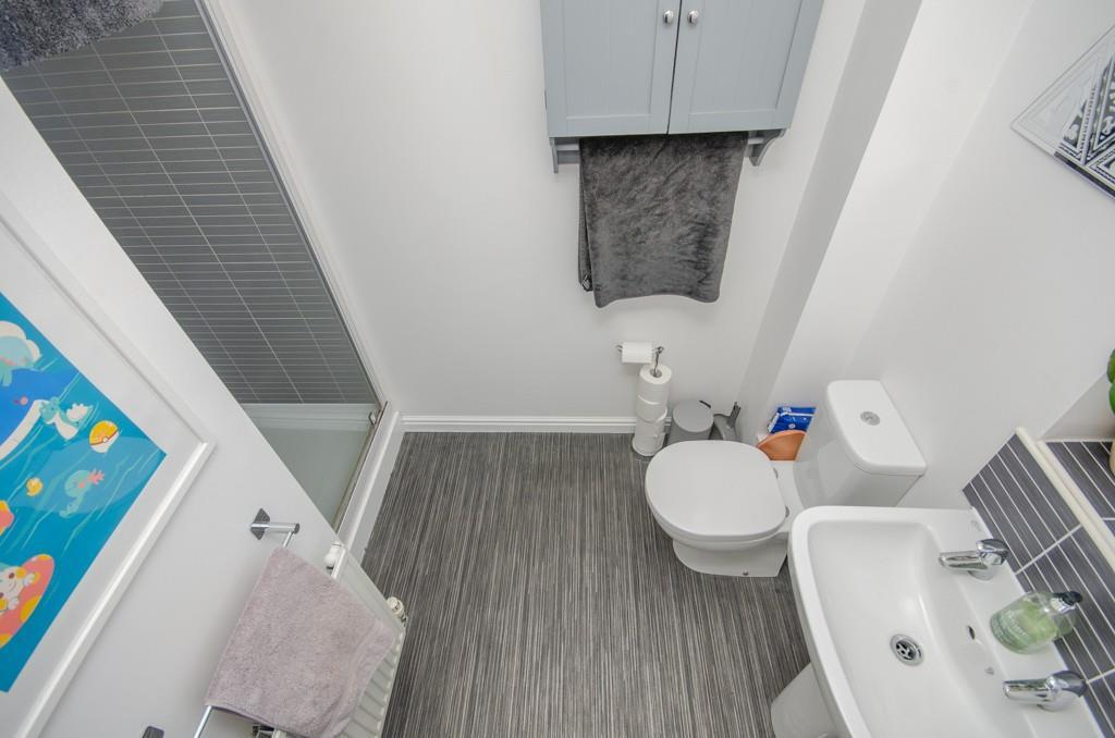 Ensuite.jpg