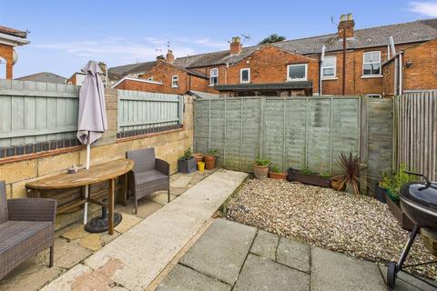 18 Swan Road, Gloucester, GL1 3BJ