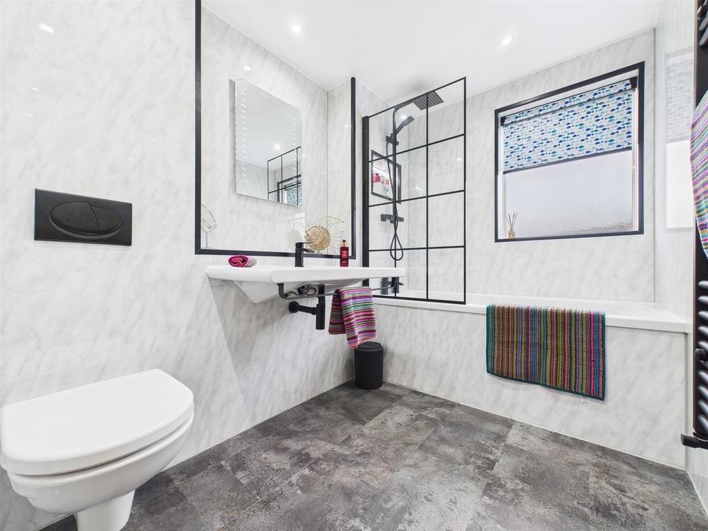 Bath 3.jpg