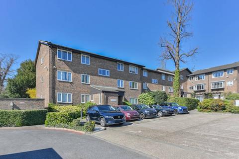 22 Kingsleigh Walk, Bromley, BR2 0YE