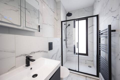 undefined, 60 Larkshall Road, London E4