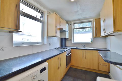 2 bedroom end of terrace house for sale, Salt Hill Way, Slough