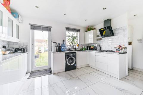 3 bedroom semi-detached house for sale, Galpins Road, Mitcham, Thornton Heath, CR7