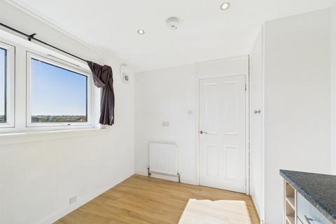 55 Bute Drive, Perth, PH1 3BG