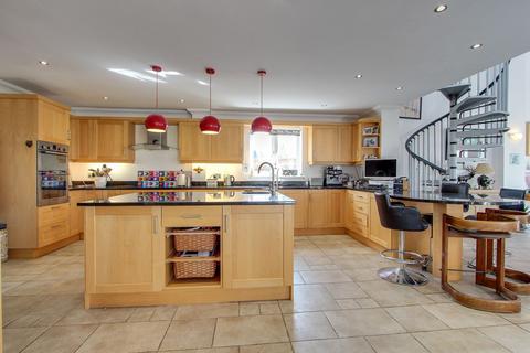 5 bedroom detached house for sale, Hockland Road, Tydd St. Giles, PE13