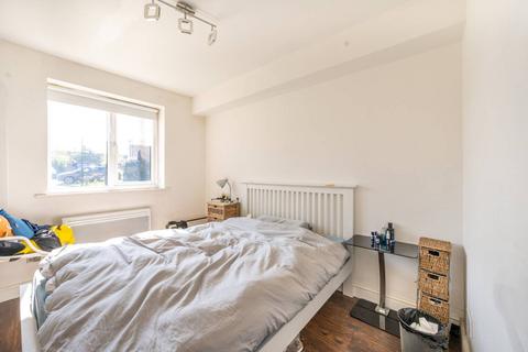 41 Alan Hocken Way, London, E15 3AT