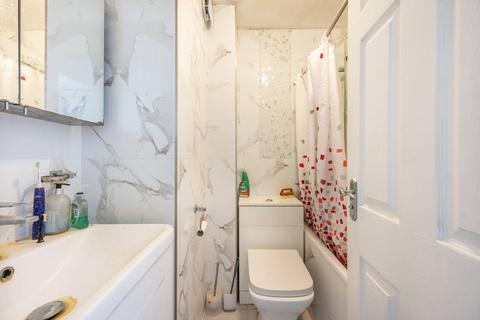 41 Alan Hocken Way, London, E15 3AT