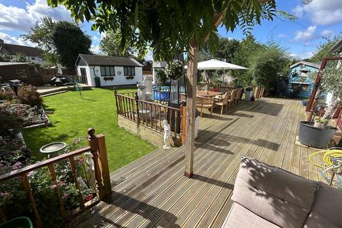 8 Austin Avenue, Bromley, BR2 8AJ