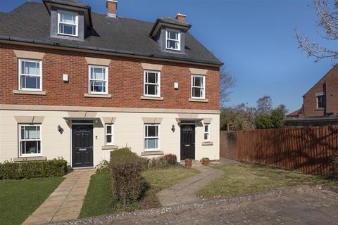 4 bedroom end of terrace house for sale, Westbourne Mews, Trowbridge