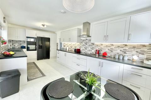 2 bedroom bungalow for sale, Colemere Gardens, Christchurch BH23