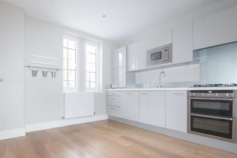 2 bedroom apartment to rent, The Galleries, Brentwood