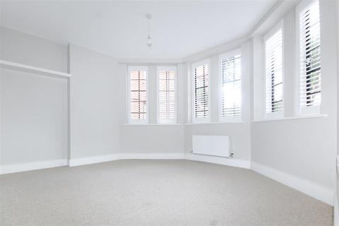 2 bedroom apartment to rent, The Galleries, Brentwood
