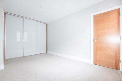 2 bedroom apartment to rent, The Galleries, Brentwood