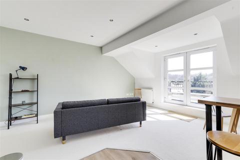 undefined, Second Avenue, Forest Fields NG7