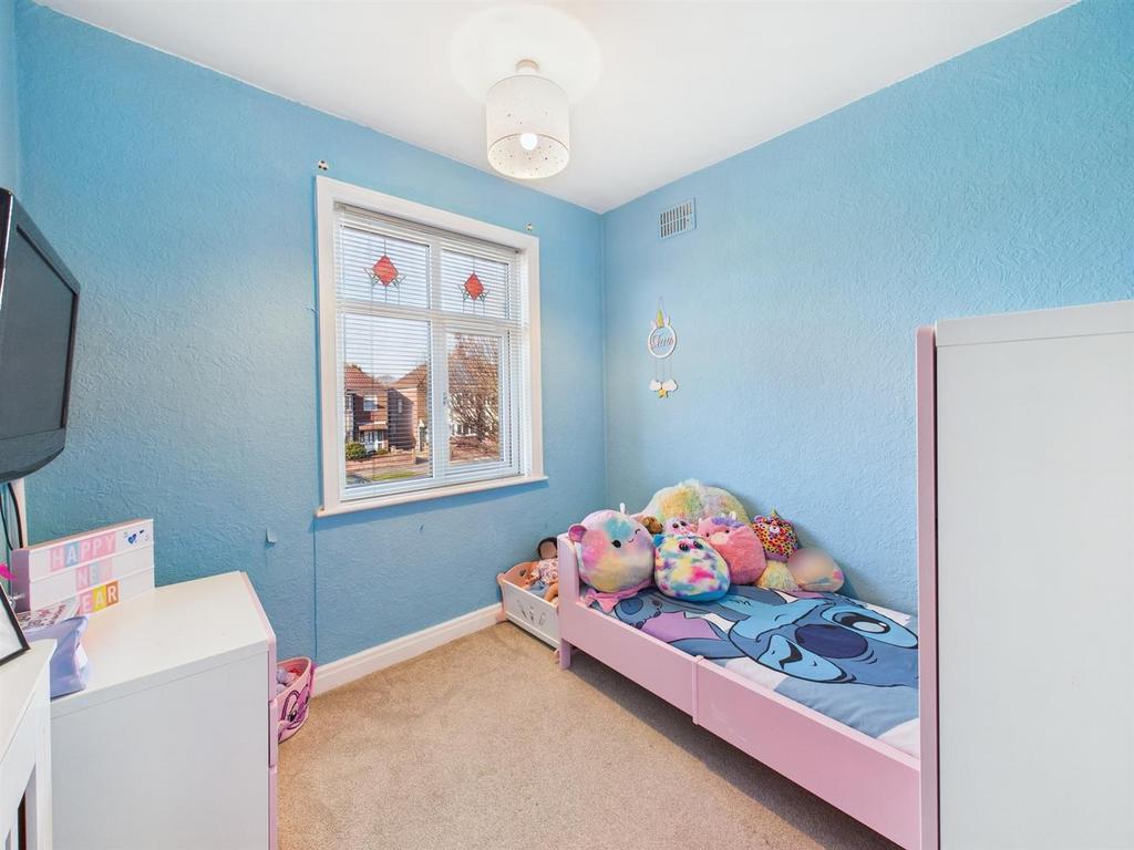 Bedroom: