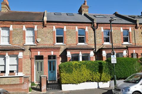 40 Upper Grotto Road, Twickenham, TW1 4NF