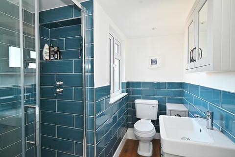 40 Upper Grotto Road, Twickenham, TW1 4NF