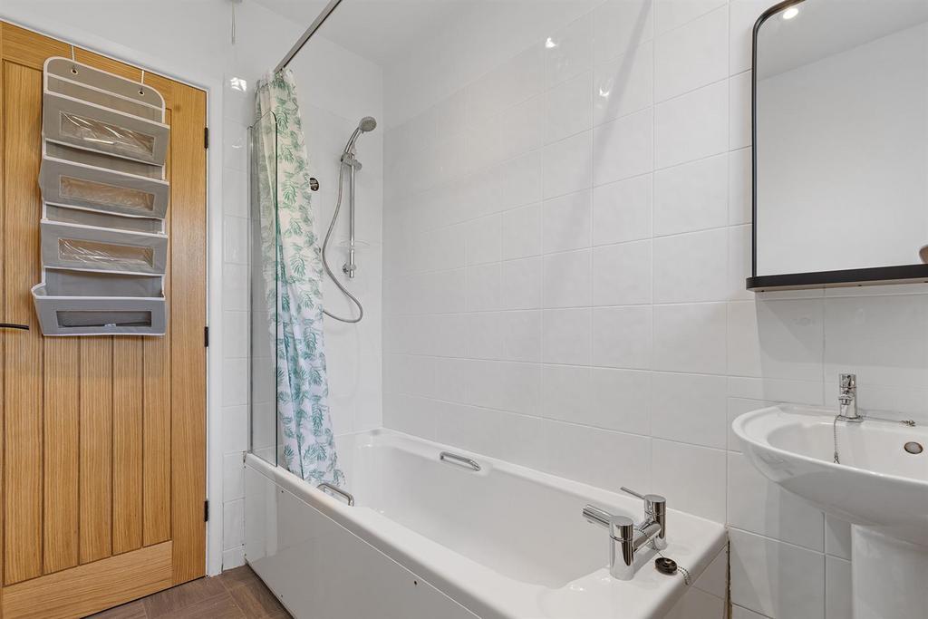 19 Oakburn Court, Broomhall Road 11 297.png
