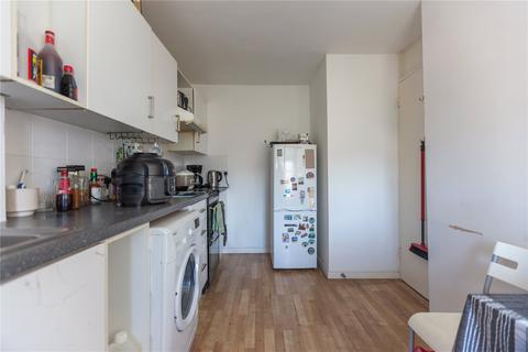 2 bedroom apartment to rent, Abbotsford Road, Bristol BS6