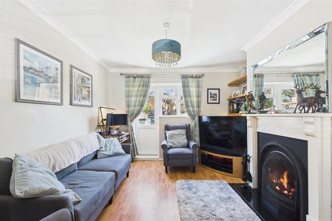 70 Tillotson Road, London, N9 9AG