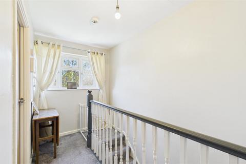 70 Tillotson Road, London, N9 9AG